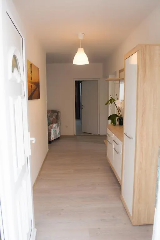 Apartment Sara Trogir 0*,